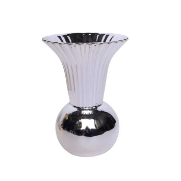 Srebrny wazon ceramiczny